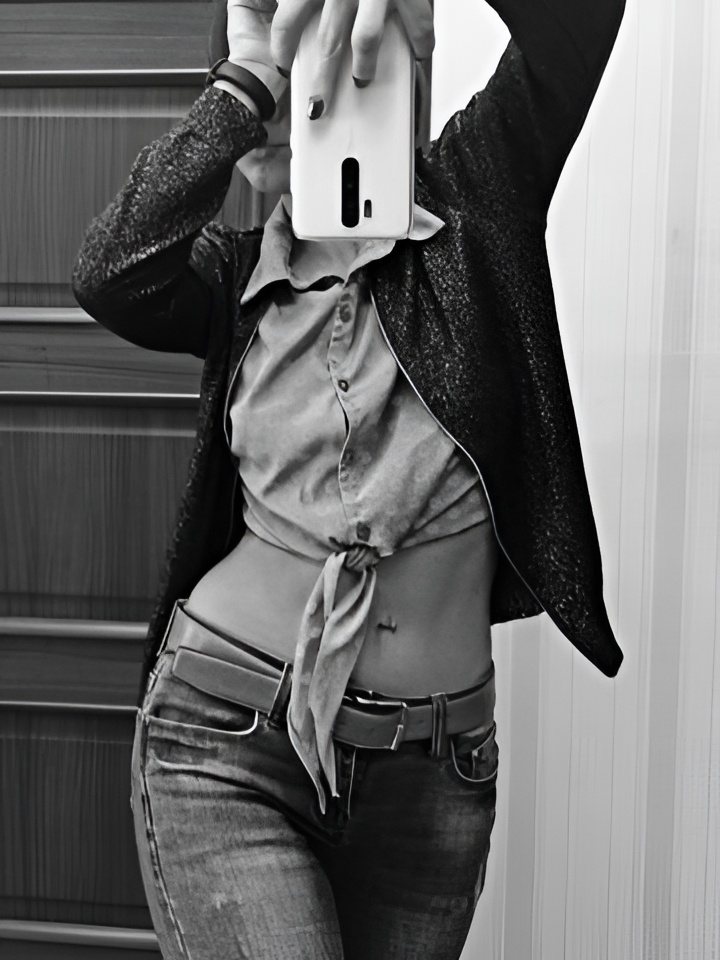 Лидия привлекальеная девушка из Муравленко цена от 2500 руб