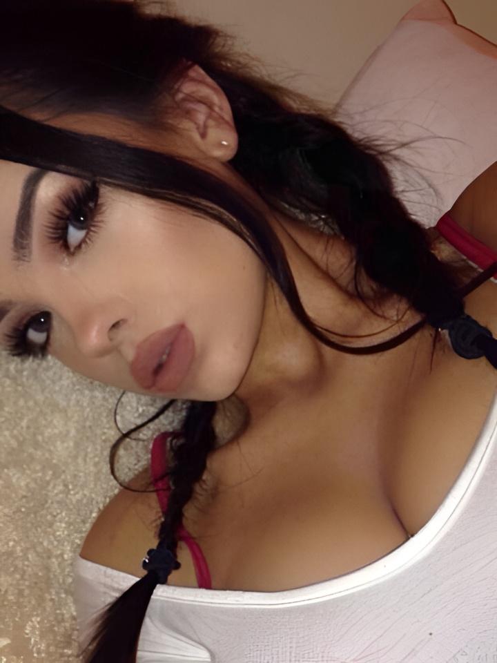 Роксана привлекальеная девушка из Муравленко цена от 1500 руб