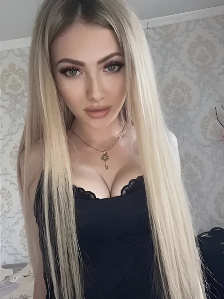 Вероника привлекальеная девушка из Муравленко цена от 5000 руб