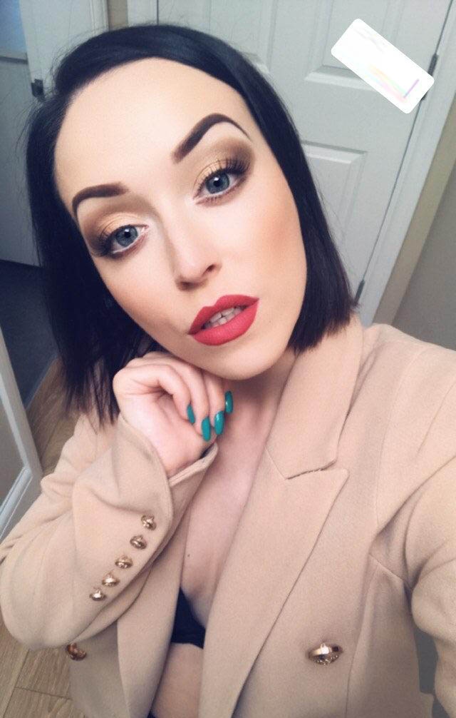 Рита привлекальеная девушка из Муравленко цена от 3500 руб