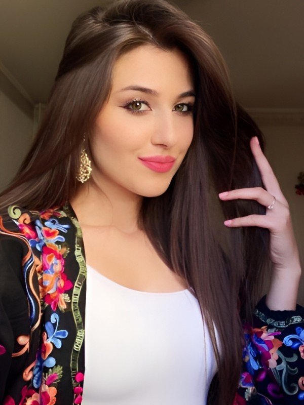 Элеонора привлекательная девушка из Муравленко цена от 3000 руб