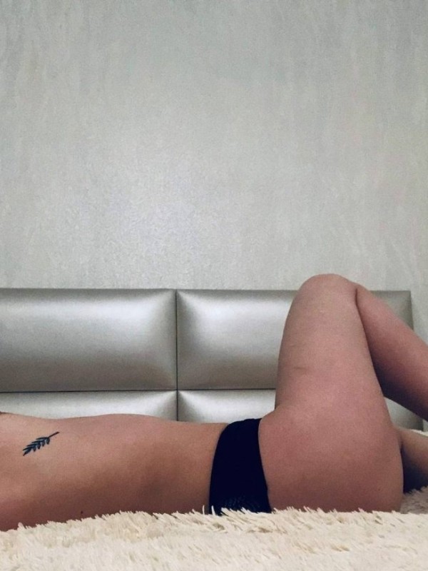 Влада привлекательная девушка из Муравленко цена от 3000 руб